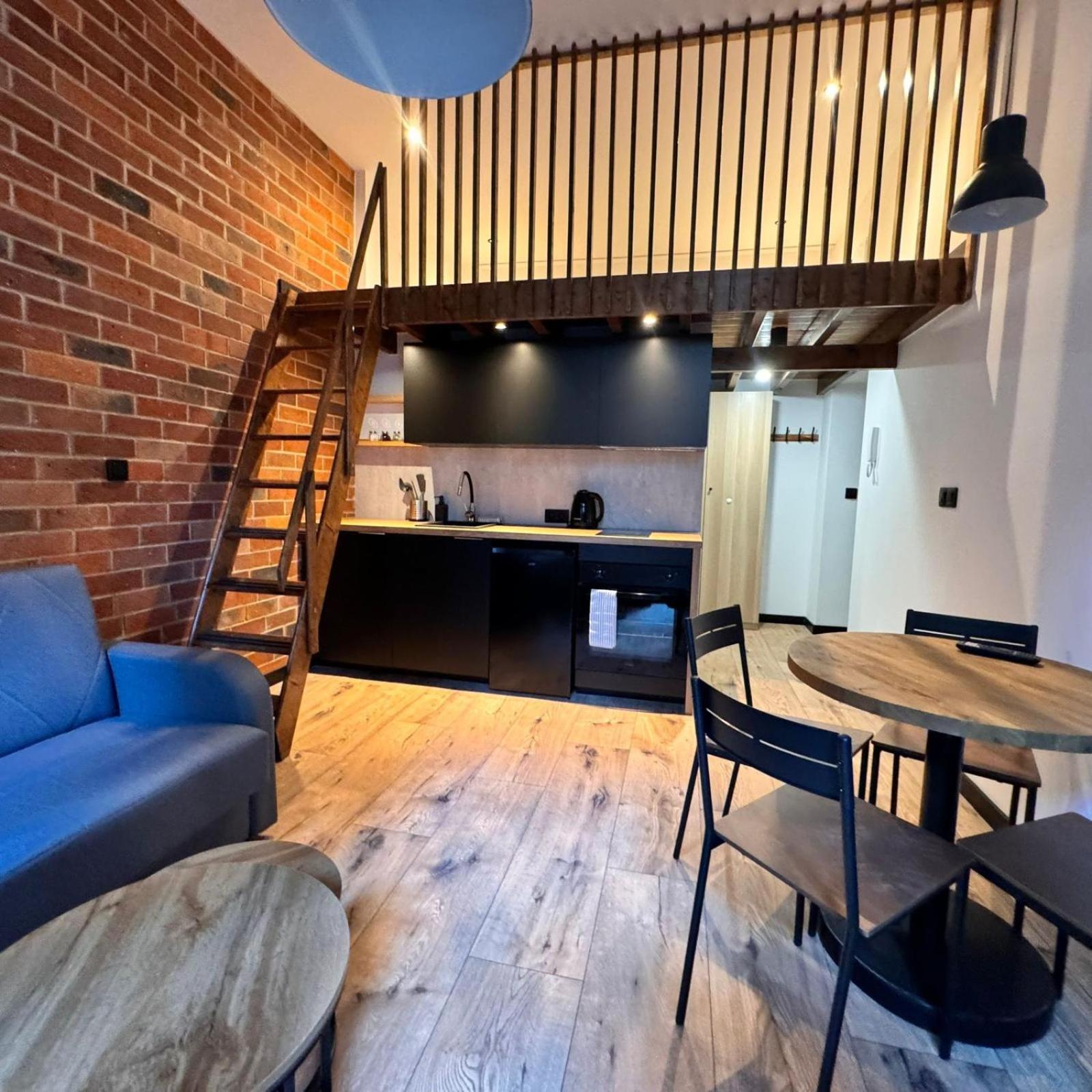 Kosciuszki P R I M E Suites 卡托维兹 外观 照片